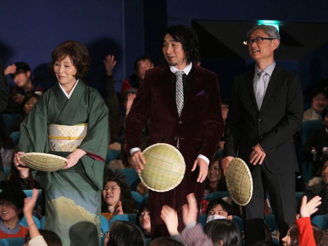 仲間由紀恵が涙…『トリック劇場版 ラストステージ』初日舞台あいさつフォトギャラリー（8枚目）