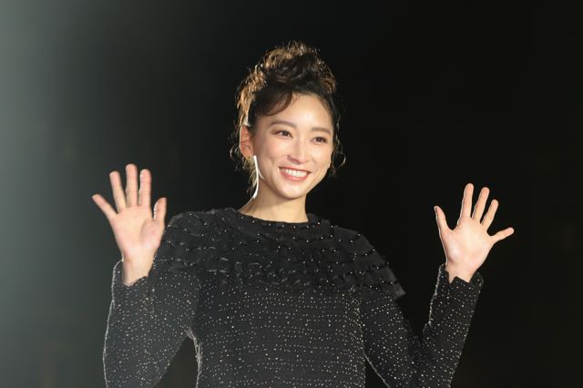 杏がクール＆エレガントに登場！「フランス映画祭2021 横浜」ドライブインシアター＆レッドカーペットイベント：フォトギャラリー