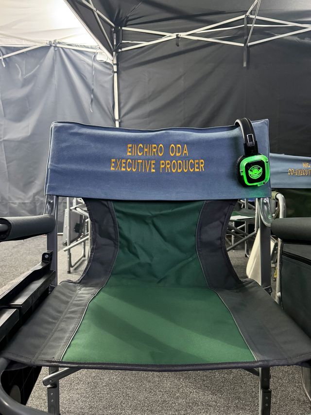 「ONE PIECE」尾田栄一郎、実写版ビビ＆ロビンと対面！シーズン2現場訪問の様子（3枚目）