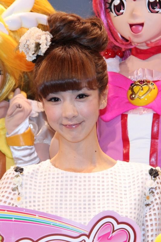 ほしのママ、Fカップで母乳育児も奮闘中。娘の芸能界進出に三浦パパは否定的　画像ギャラリー（5枚目）