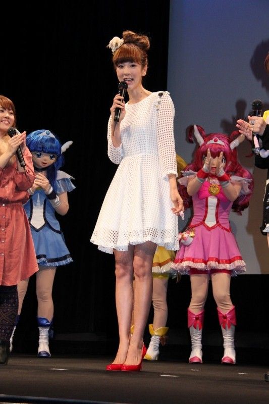 ほしのママ、Fカップで母乳育児も奮闘中。娘の芸能界進出に三浦パパは否定的　画像ギャラリー（7枚目）