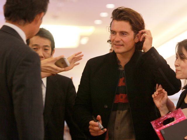 来日したオーリー、手を合わせてファンに感謝！フォトギャラリー（6枚目）