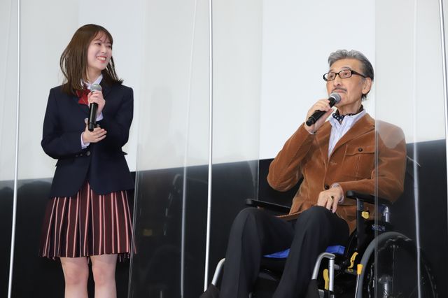 岩本蓮加＆宝田明ら登壇『世の中にたえて桜のなかりせば』完成披露舞台あいさつ（4枚目）