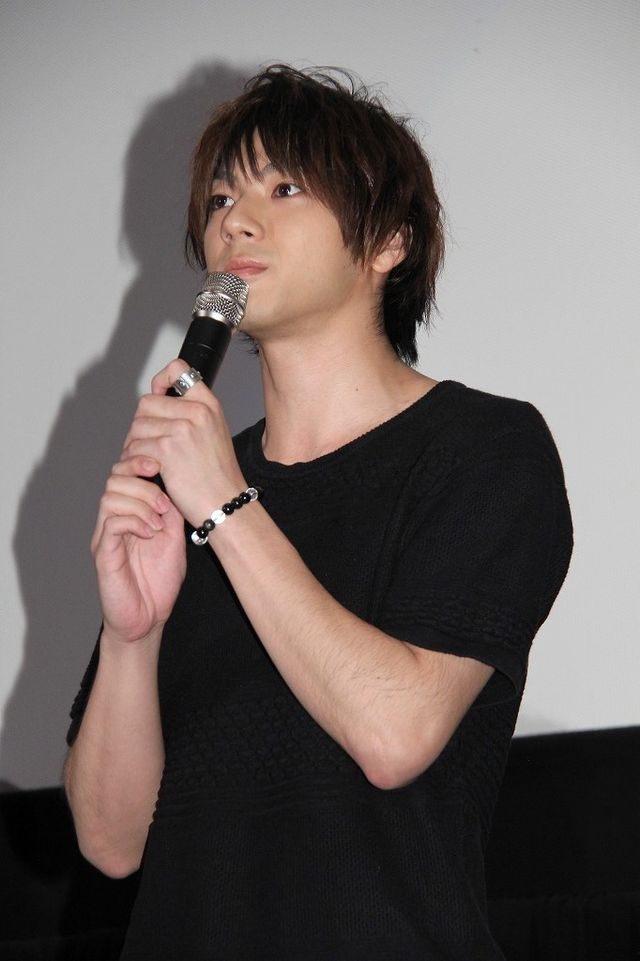 秋元才加、奴隷が欲しい！映画『奴隷区 僕と23人の奴隷』初日舞台あいさつフォトギャラリー（13枚目）