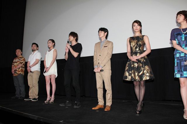 秋元才加、奴隷が欲しい！映画『奴隷区 僕と23人の奴隷』初日舞台あいさつフォトギャラリー（14枚目）