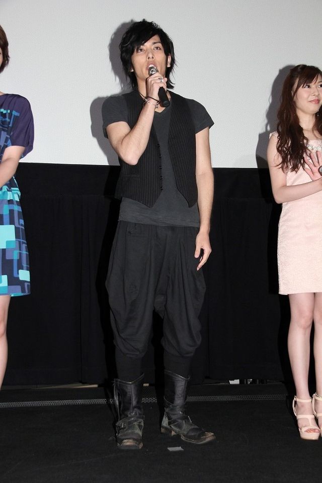 秋元才加、奴隷が欲しい！映画『奴隷区 僕と23人の奴隷』初日舞台あいさつフォトギャラリー（16枚目）