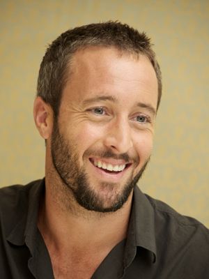 Hawaii Five 0 のスティーヴ アレックス オロックリン結婚 シネマトゥデイ