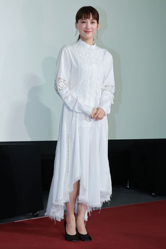 綾瀬はるか登壇！「ひとりでしにたい」取材会（4枚目）