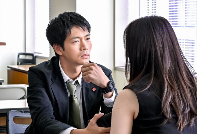 松下洸平、井浦新、津田健次郎ら魅惑のキャラが大渋滞…「最愛」2話場面写真：フォトギャラリー