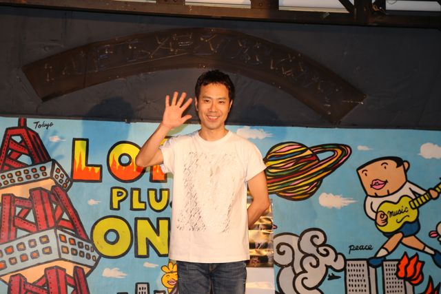 藤井隆「She is my new town/I just want to hold you」発売記念フォトギャラリー（7枚目）