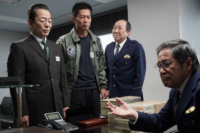 「え」「つ」と読める血文字の意味は…「相棒season21」第8話（5枚目）