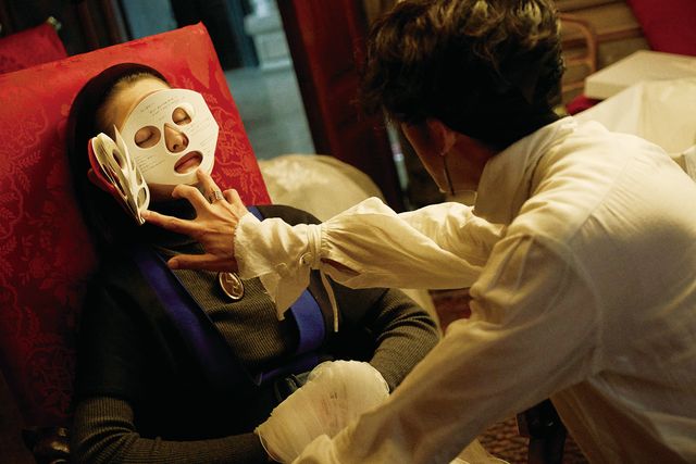 ヘブンズ・ドアー！美しすぎる泉京香（飯豊まりえ）の姿も！『岸辺露伴は動かない　懺悔室』場面写真：フォトギャラリー