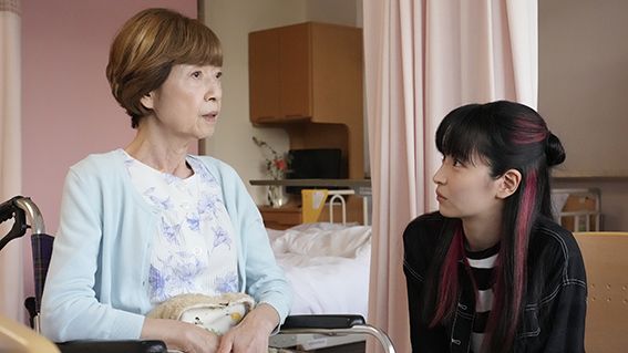「ウルトラマンテオ」破壊暴竜デスドラゴに挑む！10月放送回の場面写真（4枚目）