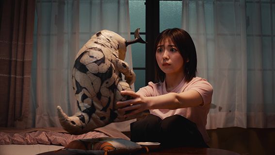 「ウルトラマンテオ」破壊暴竜デスドラゴに挑む！10月放送回の場面写真（5枚目）