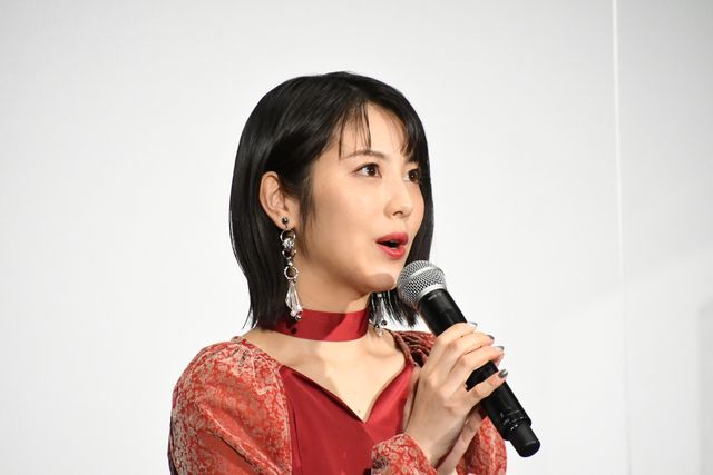 浜辺美波＆北川景子が美の競演！『約束のネバーランド』初日舞台あいさつ（5枚目）