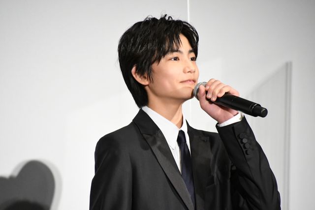 浜辺美波＆北川景子が美の競演！『約束のネバーランド』初日舞台あいさつ（8枚目）