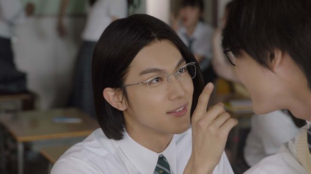 中川大志、別人みたい！au「意識高すぎ！高杉くん」CMシリーズ新作「転校生」篇より（2枚目）