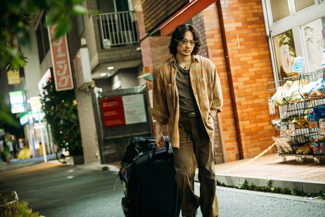 北村匠海が激変！闇ビジネスに手を染める若者描く『愚か者の身分』新場面写真＜10点＞（2枚目）