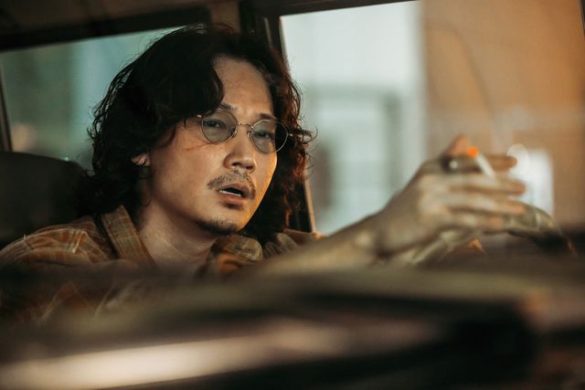 北村匠海が激変！闇ビジネスに手を染める若者描く『愚か者の身分』新場面写真＜10点＞（3枚目）