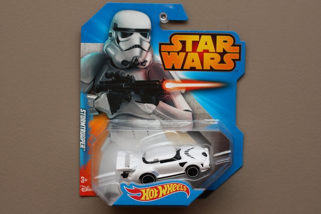 『スター・ウォーズ』ストームトルーパーが車になった！フォトギャラリー（4枚目）