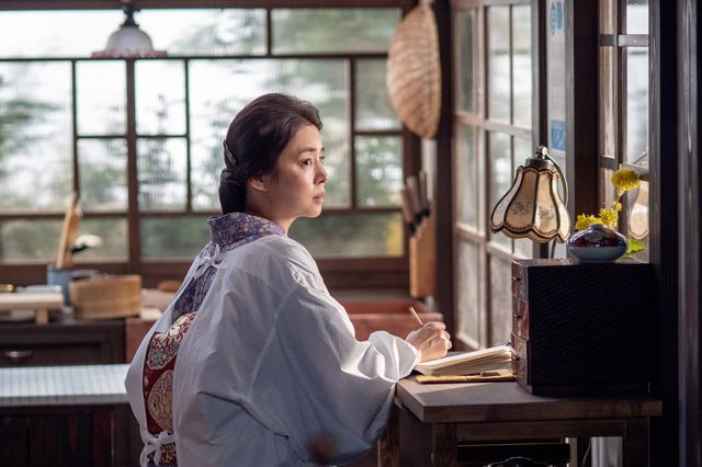 無罪を信じて帰りを待つが…「虎に翼」第20回の場面写真：フォトギャラリー