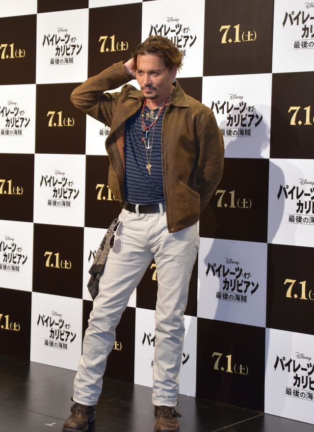 全身＆バックショットも！来日したジョニー・デップWEB合同取材フォトギャラリー（16枚目）