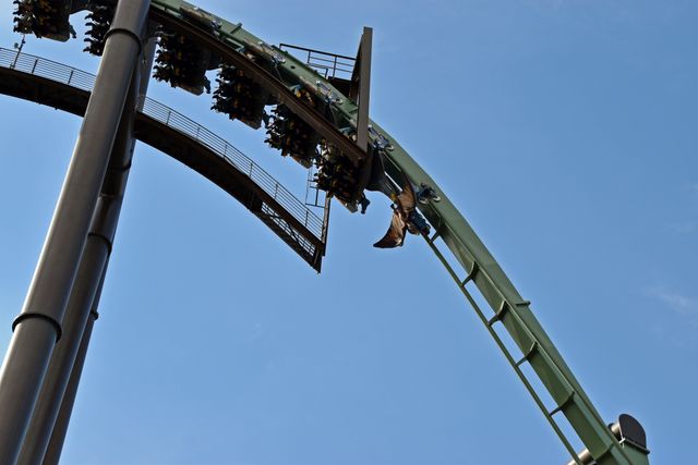 プテラノドンに背中をつかまれて飛行！USJ新アトラクション「ザ・フライング・ダイナソー」フォトギャラリー（2枚目）