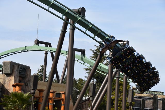 プテラノドンに背中をつかまれて飛行！USJ新アトラクション「ザ・フライング・ダイナソー」フォトギャラリー（6枚目）