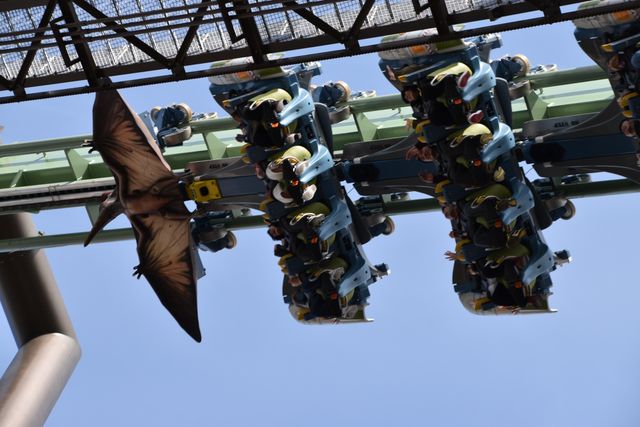 プテラノドンに背中をつかまれて飛行！USJ新アトラクション「ザ・フライング・ダイナソー」フォトギャラリー（12枚目）