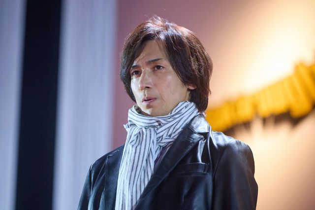 高橋光臣演じるつんく♂