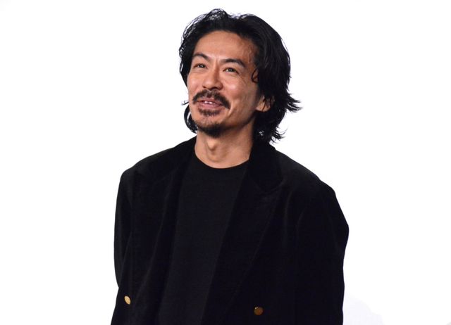 成田凌・中村映里子・森田剛・竹中直人の個性が光る全身ショットも！映画『雨の中の慾情』公開記念舞台あいさつ（7枚目）