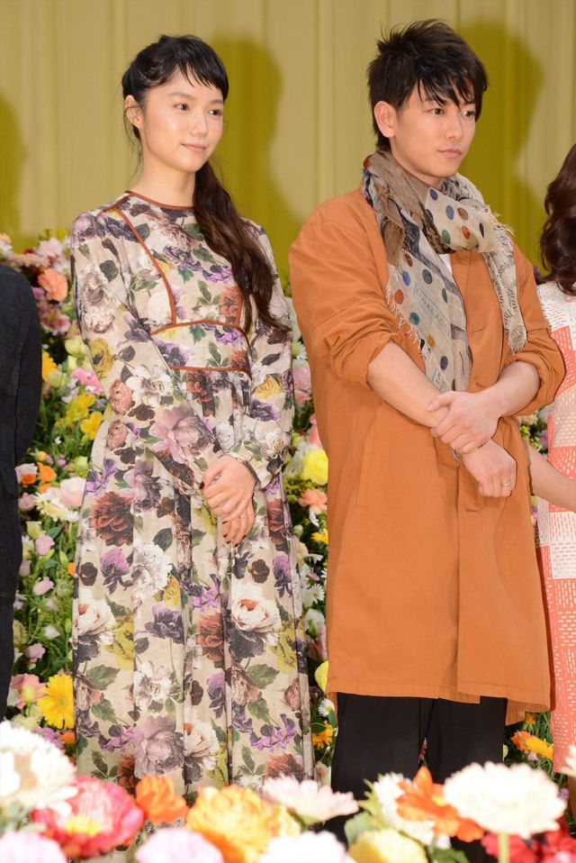 佐藤健＆濱田岳“ツン”女子「嫌いじゃない」映画『世界から猫が消えたなら』完成披露舞台あいさつフォトギャラリー（11枚目）