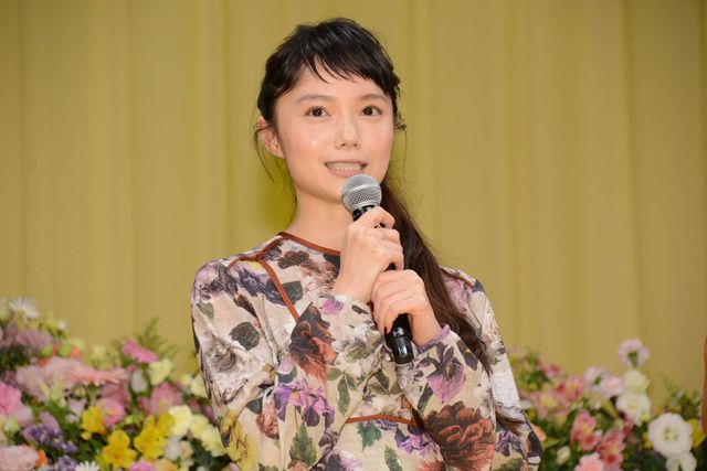 佐藤健＆濱田岳“ツン”女子「嫌いじゃない」映画『世界から猫が消えたなら』完成披露舞台あいさつフォトギャラリー（15枚目）