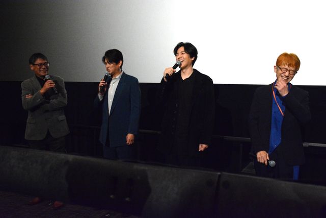 『アギトー超能力戦争ー』キャスト、要潤＆賀集利樹へのサプライズ失敗!?大ヒット御礼舞台あいさつ（11枚目）