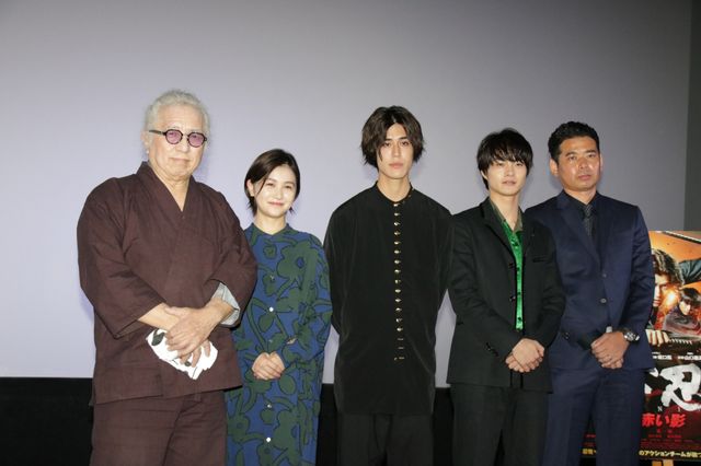 寛 一 郎＆結木滉星、「兄弟」と呼ぶほど仲良し！『下忍　赤い影』公開記念舞台あいさつ（8枚目）