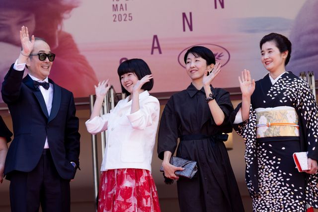 石田ひかりは和服で登壇！カンヌ映画祭コンペ出品『ルノワール』レッドカーペットの様子（2枚目）