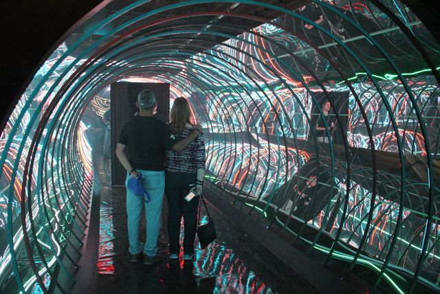 アイアン・ジャイアントがドーン！スピルバーグ新作『レディ・プレイヤー1』SXSW展示（2枚目）