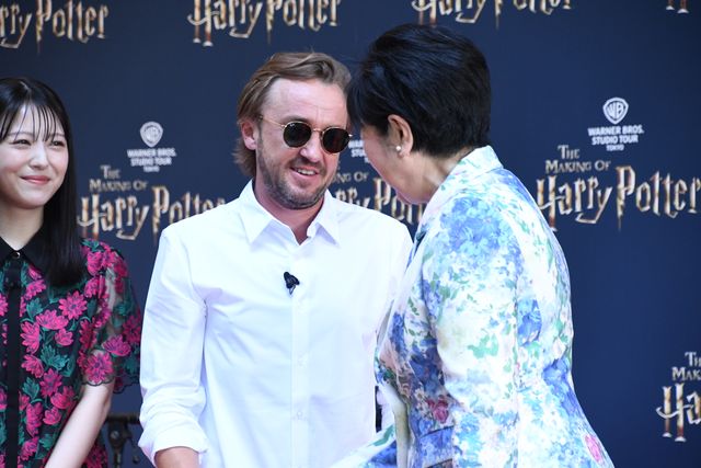 としまえん跡地の『ハリポタ』施設、ついにオープン！トム・フェルトン＆浜辺美波＆小野賢章がテープカット（6枚目）