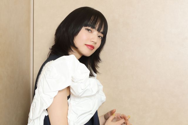 小松菜奈＆坂口健太郎『余命10年』インタビューカット（3枚目）