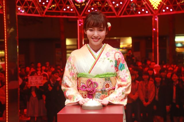 飯豊まりえ、和服姿が可愛すぎ！「東京ドームシティ ウィンターイルミネーション～江戸の粋・日本の華～」（10枚目）