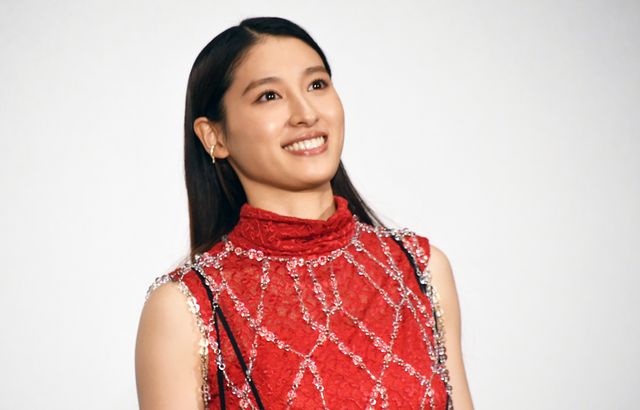 土屋太鳳＆Snow Man佐久間大介らが華やかに登場！映画『マッチング』初日舞台あいさつ（3枚目）