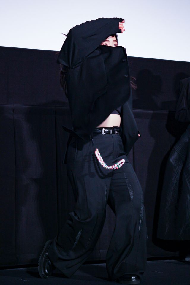 ゆりやん監督へ、欠席の南沙良からサプライズレターも！映画『禍禍女』初日舞台あいさつ（10枚目）