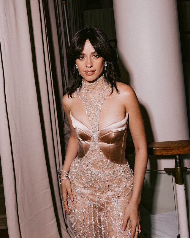 第78回英国アカデミー賞（BAFTA）授賞式でのカミラ・カベロ（3枚目）