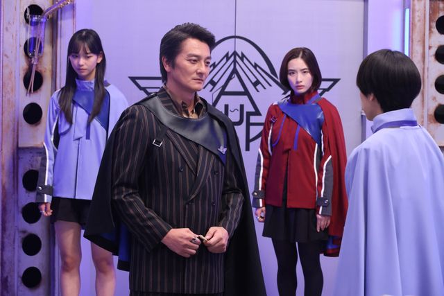 「仮面ライダーガッチャード」冥黒の三姉妹のスパイは誰だ…？第11話場面カット（4枚目）