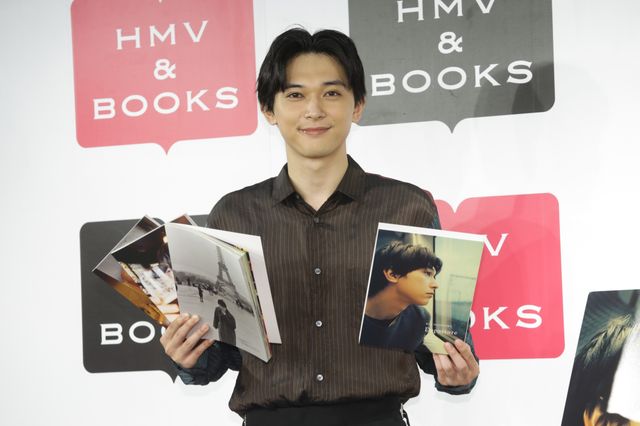 吉沢亮、俳優生活10周年！笑顔がまぶしい！：フォトギャラリー