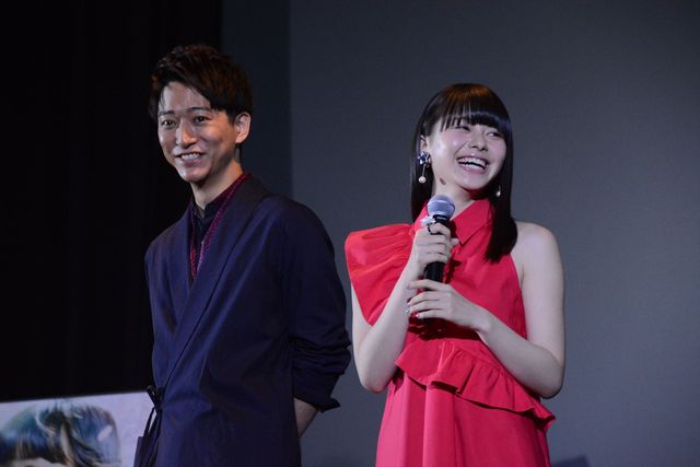 急きょ行われた卒業式で卒業証書を手にする山本舞香　ウエダアツシ監督「この映画は山本舞香の映画です」フォトギャラリー（8枚目）