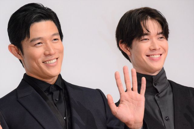 鈴木亮平＆宮沢氷魚が恋人役　映画『エゴイスト』公開記念舞台あいさつ：フォトギャラリー