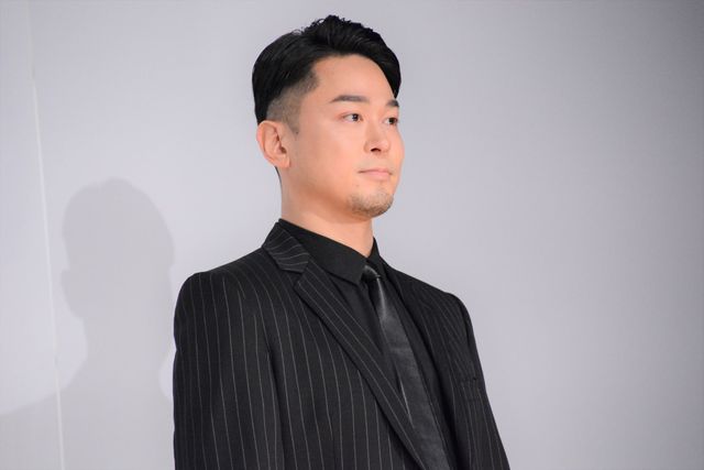 鈴木亮平＆宮沢氷魚が恋人役　映画『エゴイスト』公開記念舞台あいさつ（5枚目）