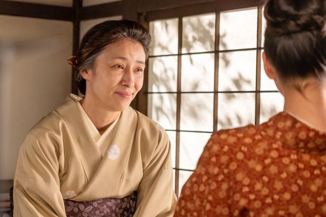 【画像11枚】朝ドラ「風、薫る」美津（水野美紀）がりん（見上愛）をねぎらって…第112回場面写真：フォトギャラリー