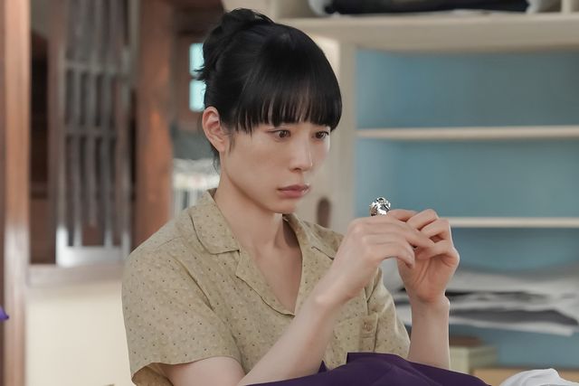 正体はつかめぬまま…「カムカムエヴリバディ」第41回の場面写真（3枚目）